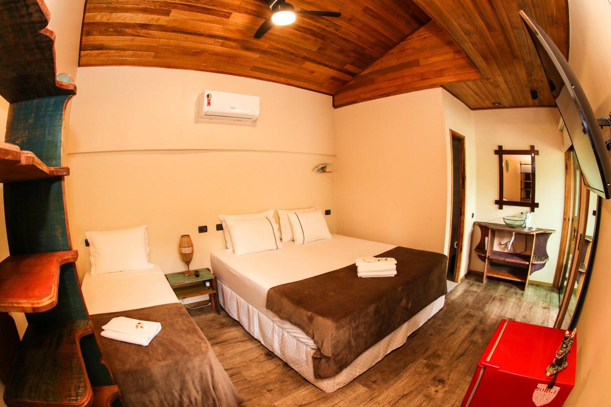 Bossa Beach House Ilha do Mel Exterior foto